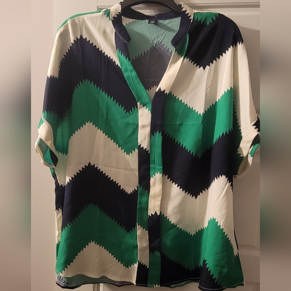 SHEIN Green and Black Patterned Top